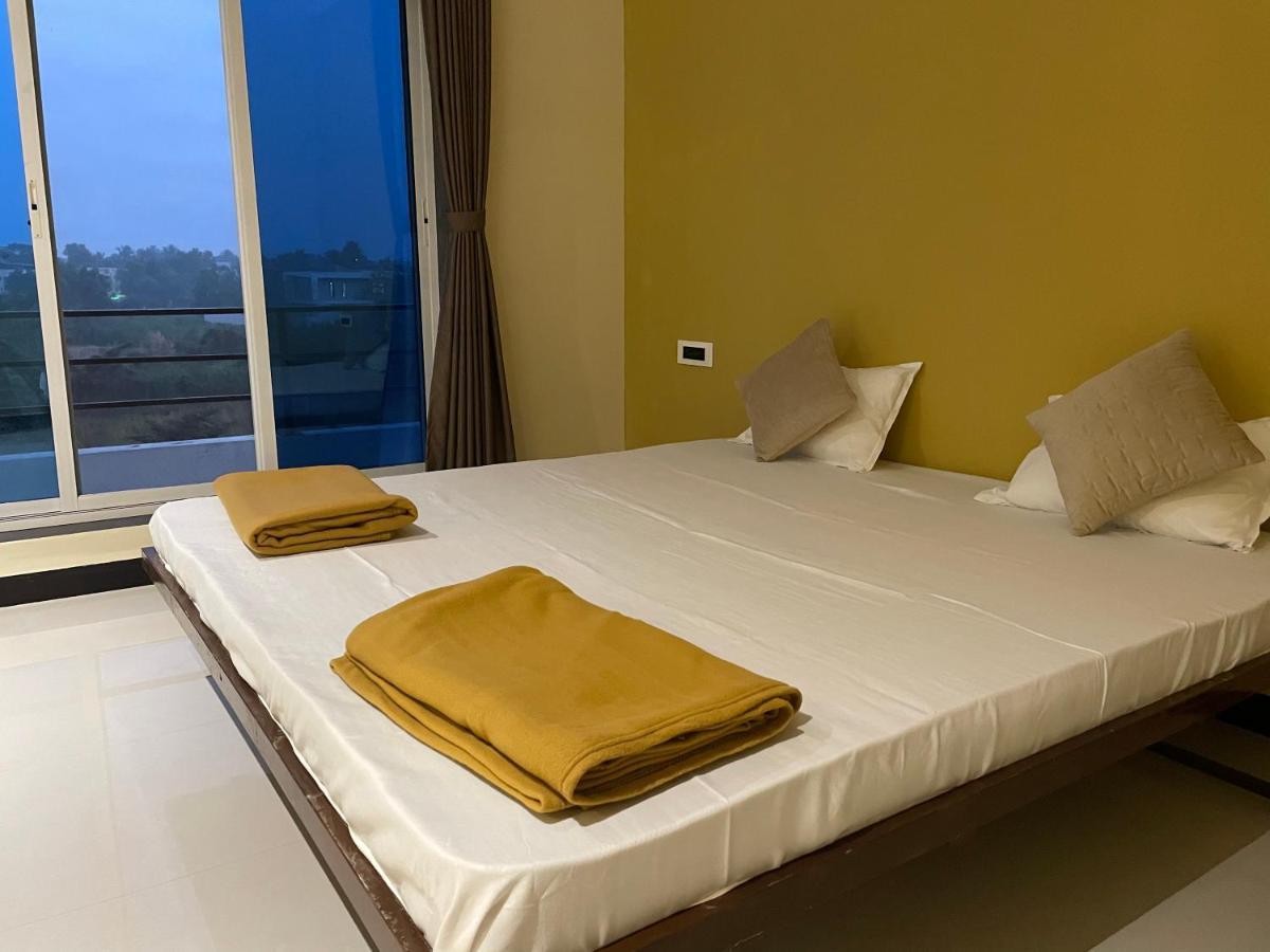 Scarlet Resort Алібаґ Екстер'єр фото