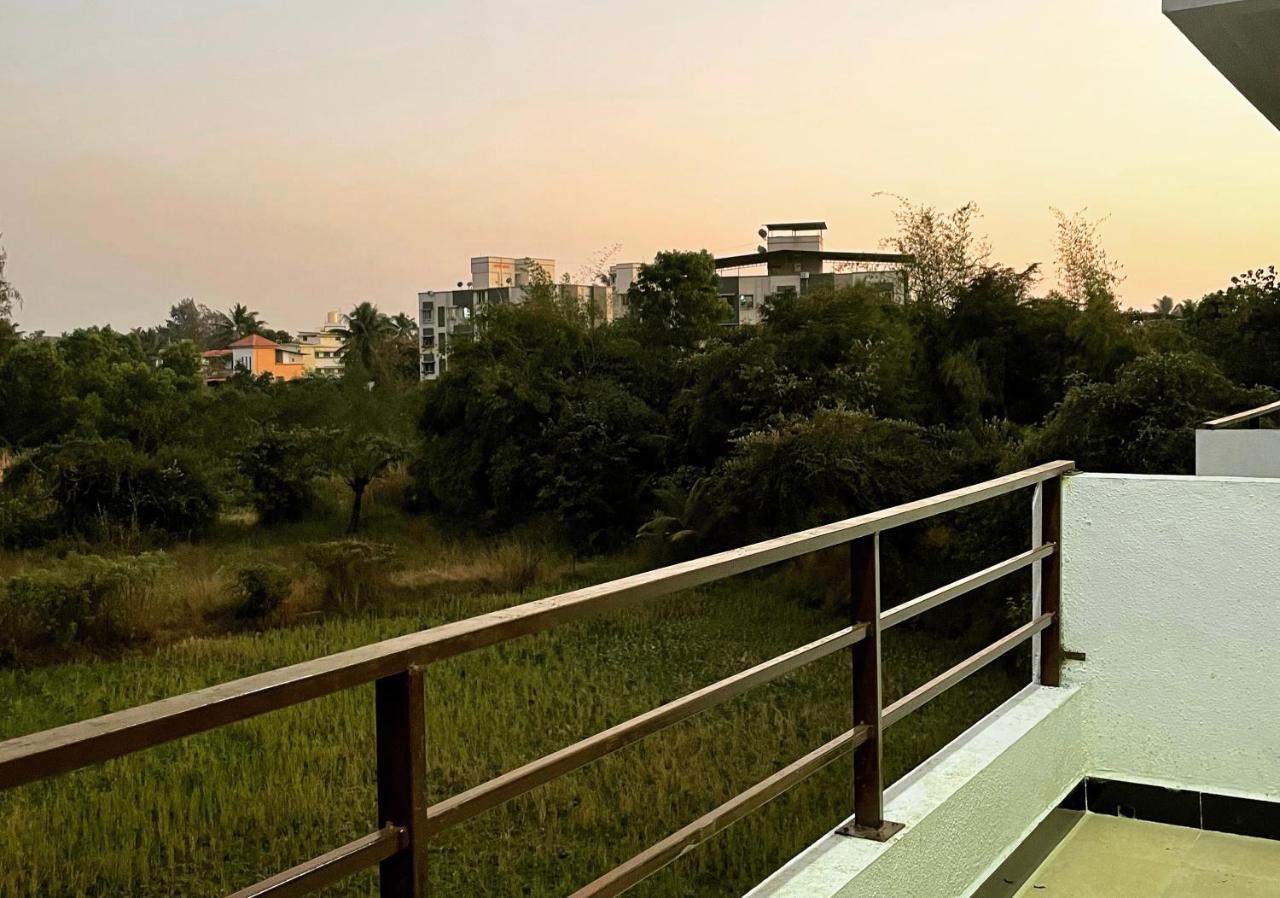 Scarlet Resort Алібаґ Екстер'єр фото