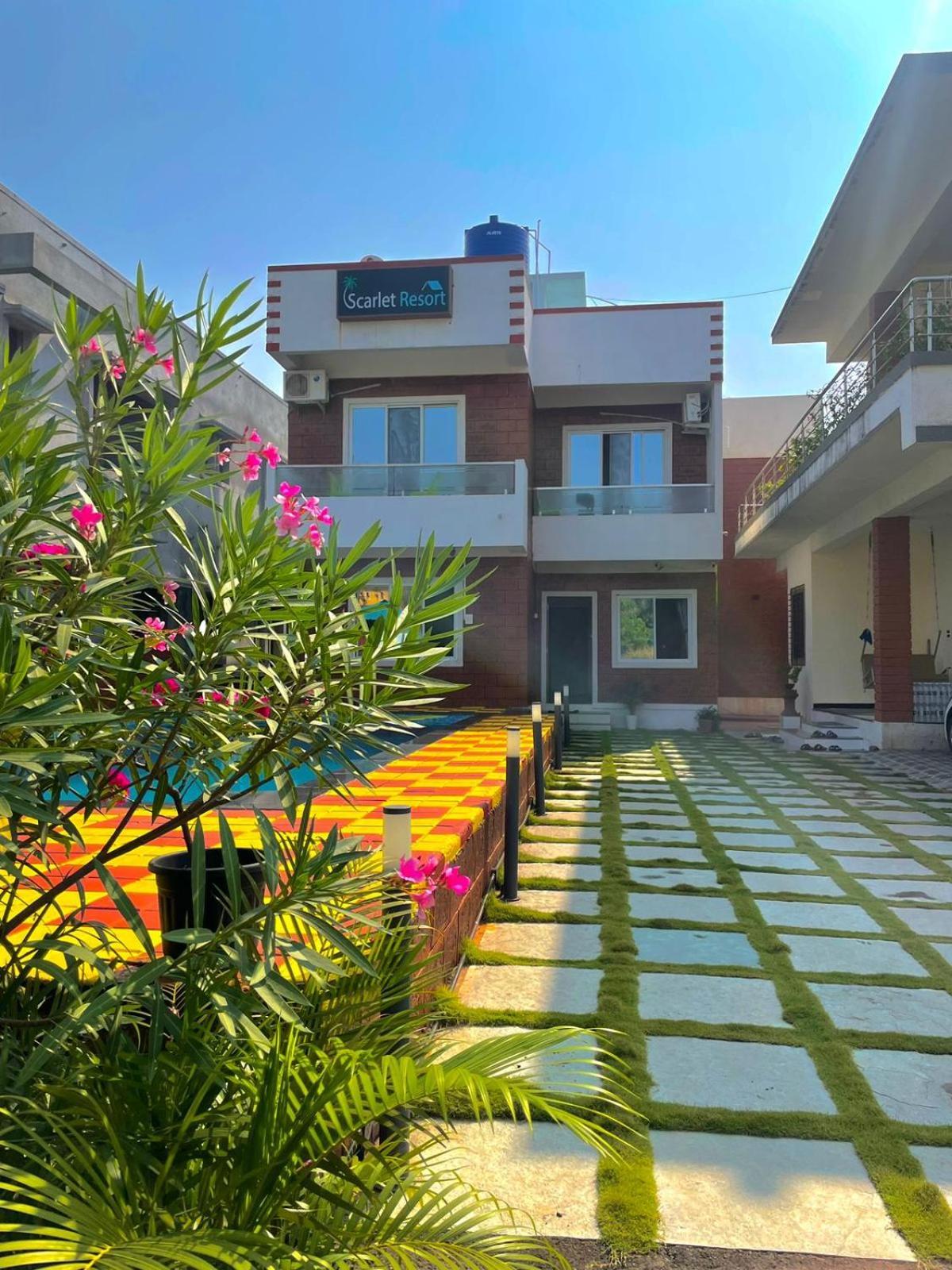 Scarlet Resort Алібаґ Екстер'єр фото